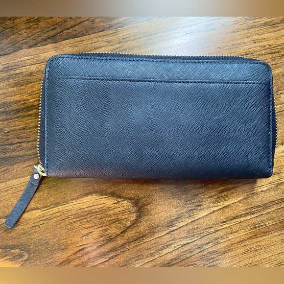 Kate Spade Wallet ♠️ - Picture 2 of 4